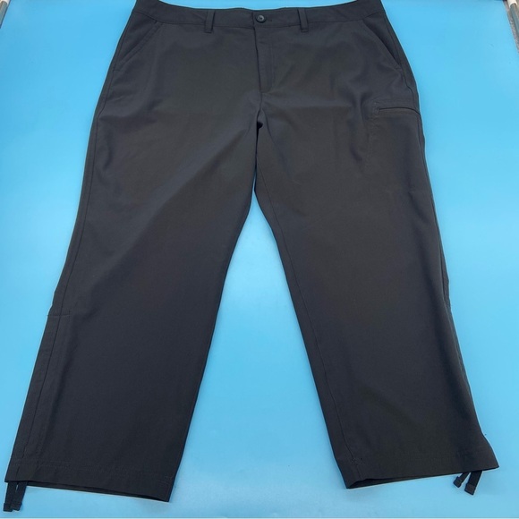 Eddie Bauer Stretch Ripstop Crop Pants with Side Zipper Cargo Pocket Pants 16 - Picture 1 of 6